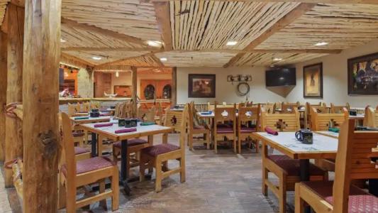 Best Western Plus Saddleback Inn Conference Center - 29