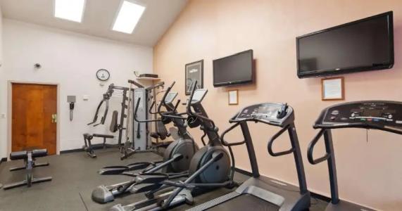 Best Western Plus Saddleback Inn Conference Center - 24