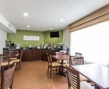 The Douillet by Demeures - 11