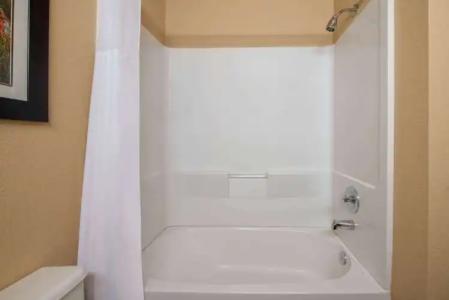 Wyndham Garden Oklahoma City Conference Ctr/Airpt/Bricktown - 6