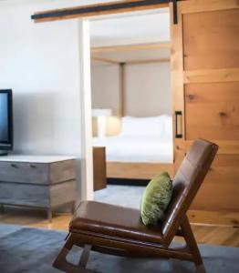 Hyatt House Raleigh North Hills - 42