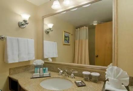 Hilton Raleigh North Hills - 28