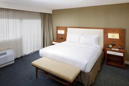 DoubleTree by Hilton South Bend - 5
