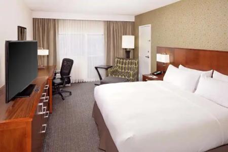 DoubleTree by Hilton South Bend - 46
