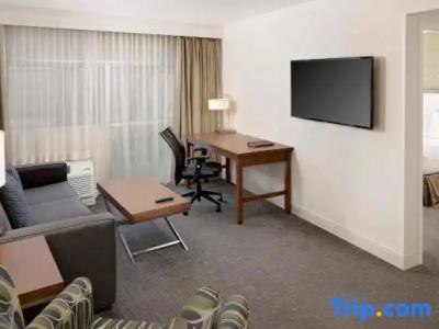 DoubleTree by Hilton South Bend - 63