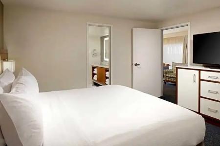 DoubleTree by Hilton South Bend - 69