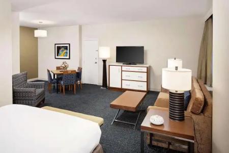 DoubleTree by Hilton South Bend - 4