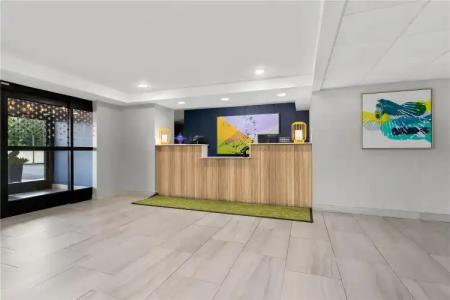 Best Western Cypress Creek - 1