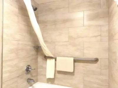 Best Western Cypress Creek - 63