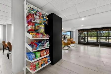 Best Western Cypress Creek - 11