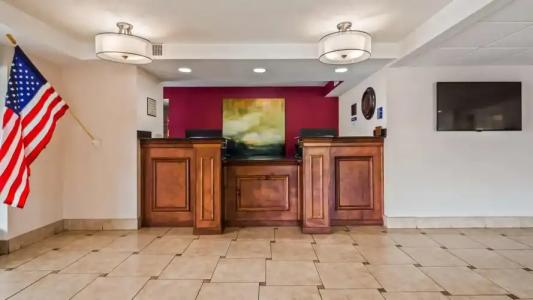 Best Western Cypress Creek - 34