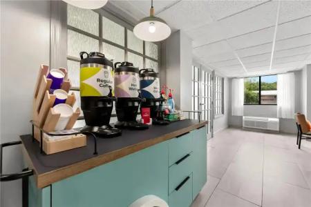 Best Western Cypress Creek - 16