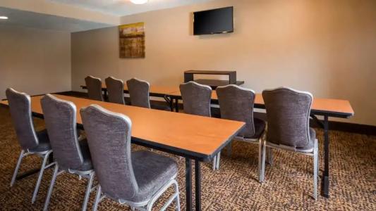 Best Western Cypress Creek - 23