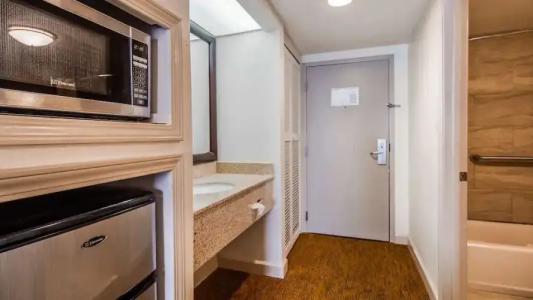 Best Western Cypress Creek - 51