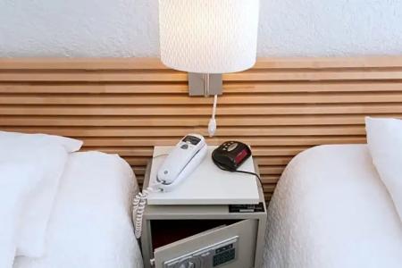 Hollywood Sunrise - 52