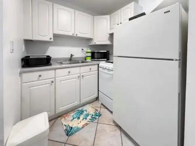 Hollywood Sunrise - 73