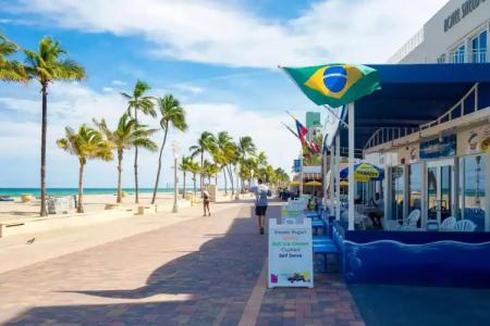 Hollywood Sunrise - 22