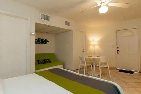 Hollywood Sunrise - 35