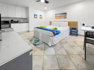 Hollywood Sunrise - 67