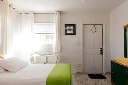 Hollywood Sunrise - 103