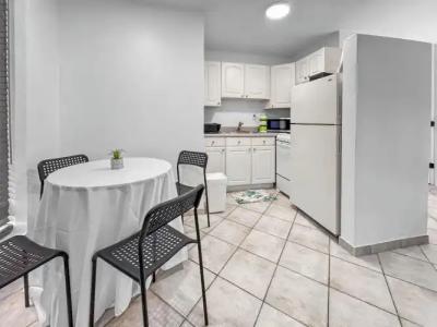 Hollywood Sunrise - 69