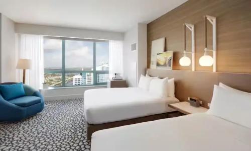 The Diplomat Beach Resort Hollywood, Curio Collection by Hilton - 70