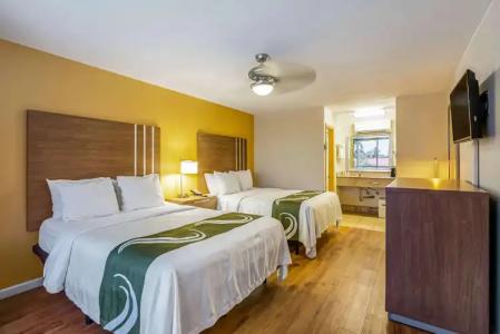 Quality Inn & Suites Airport - Cruise Port - 35