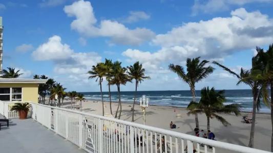 La Terrace Oceanfront - 16