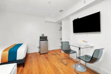 Hollywood Beach Suites and - 33