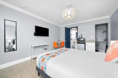 Hollywood Beach Suites and - 27