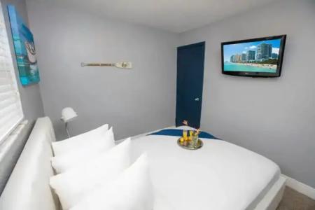 Hollywood Beach Suites and - 47