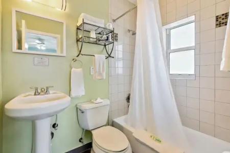 Hollywood Beachside Boutique Suite - 47