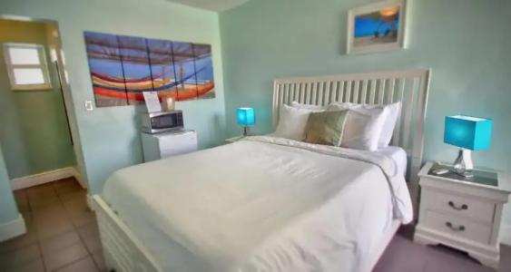 Hollywood Beachside Boutique Suite - 26