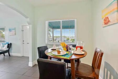 Hollywood Beachside Boutique Suite - 48