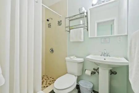 Hollywood Beachside Boutique Suite - 41