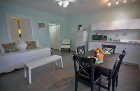 Hollywood Beachside Boutique Suite - 53