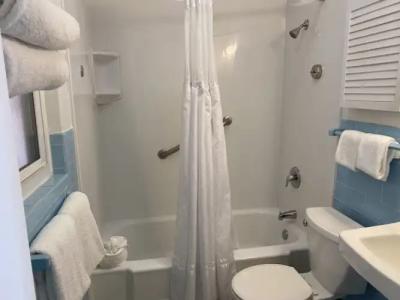 Pink Shell Beach Resort and Marina - 6