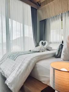 Patong Bay Hill Resort - SHA Extra Plus - 128