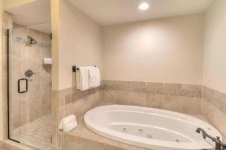 RiverStone Condo Resort & Spa - 111