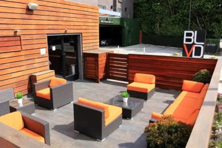 The BLVD & Suites - 16