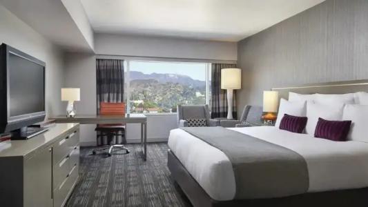 Loews Hollywood - 48
