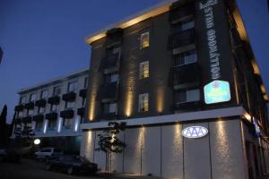 The Hollywood Franklin Hotel near Universal Studios, Los Angeles