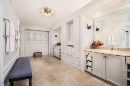 The Ritz-Carlton Maui, - 100