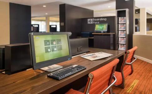 Courtyard Phoenix - 6