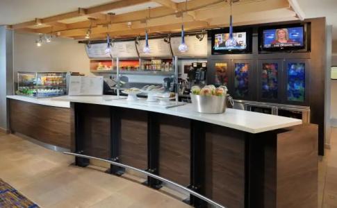 Courtyard Dallas Plano in Legacy Park - 10