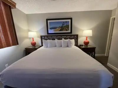 Maui Beach Vacation Club - 1