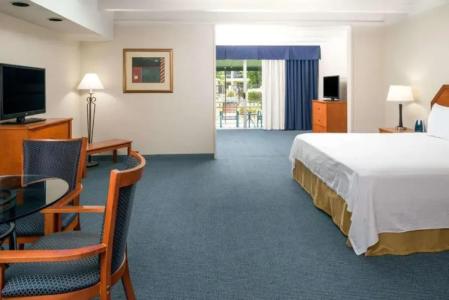 Independence 47 - 29