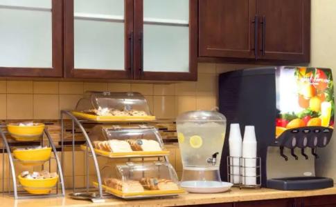 Independence 47 - 13