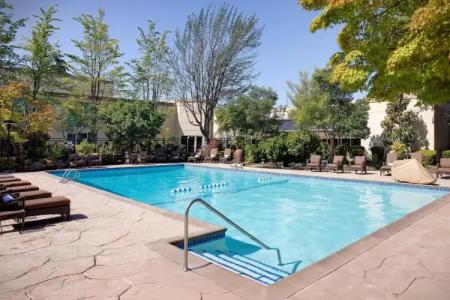 Hilton Seattle Airport & Conference Center - 17