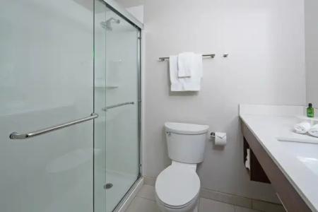 Holiday Inn Express & Suites SEATTLE-SEA-TAC AIRPORT by IHG - 7